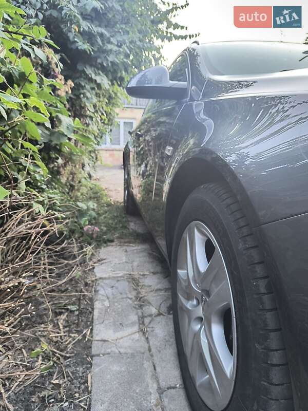 Универсал Opel Insignia 2009 в Киеве