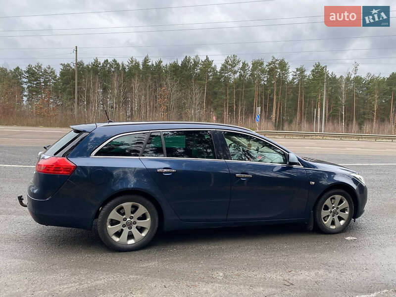 Универсал Opel Insignia 2010 в Львове