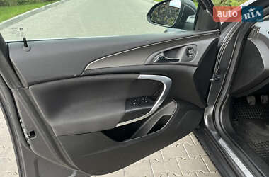 Универсал Opel Insignia 2009 в 