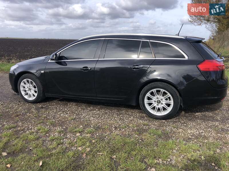 Універсал Opel Insignia 2012 в Тернополі