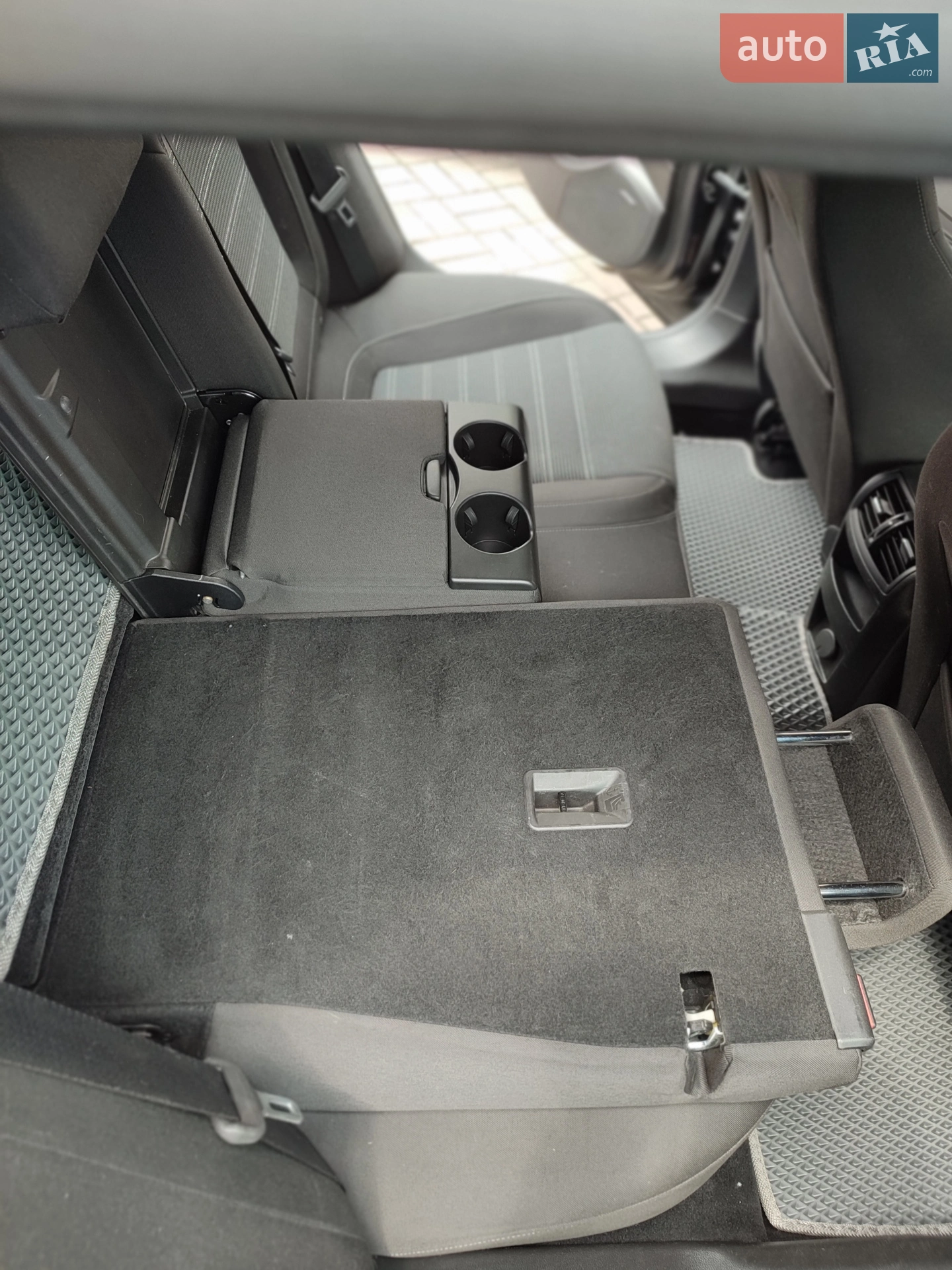 2012 Opel Insignia - мініатюра 24