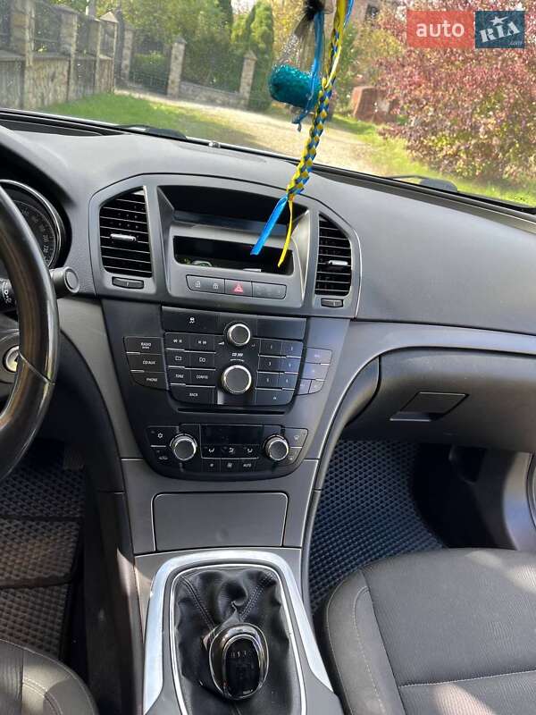 Седан Opel Insignia 2011 в Коломые фото 7 Седан Opel Insignia 2011 в Коломые