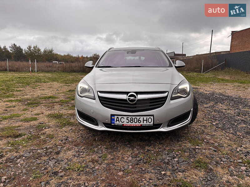 Універсал Opel Insignia 2014 в Луцьку
