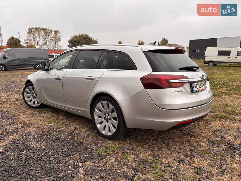 Універсал Opel Insignia 2014 в Луцьку
