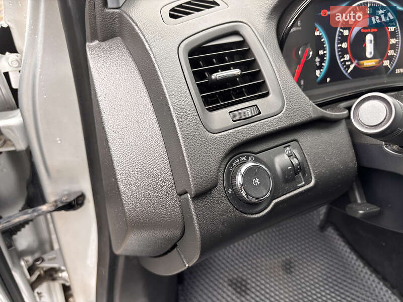 Універсал Opel Insignia 2014 в Луцьку