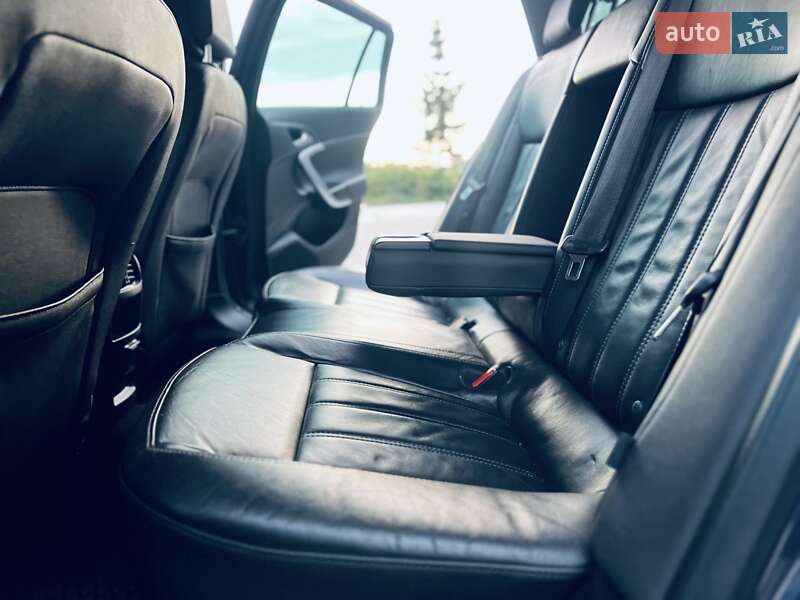Універсал Opel Insignia 2010 в Тернополі
