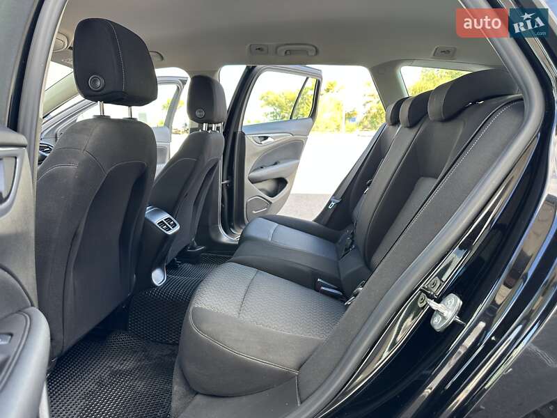 Универсал Opel Insignia 2018 в Днепре фото 48 Универсал Opel Insignia 2018 в Днепре