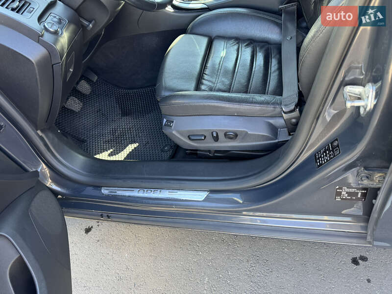 Універсал Opel Insignia 2015 в Києві фото 25 Універсал Opel Insignia 2015 в Києві