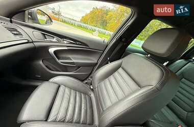 Универсал Opel Insignia 2012 в 