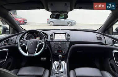 Универсал Opel Insignia 2012 в 