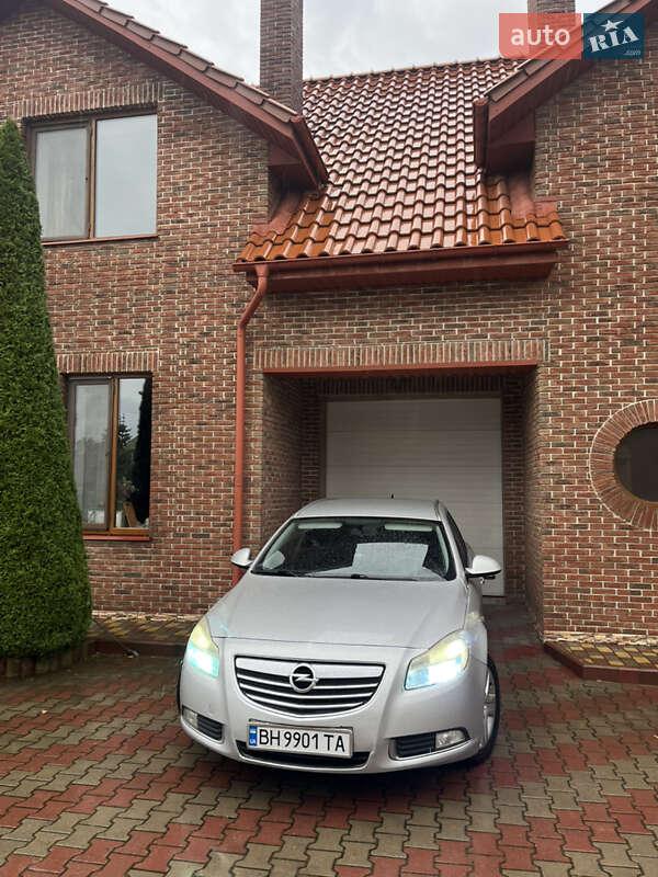 Универсал Opel Insignia 2010 в Одессе