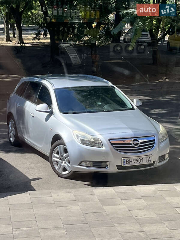 Универсал Opel Insignia 2010 в Одессе