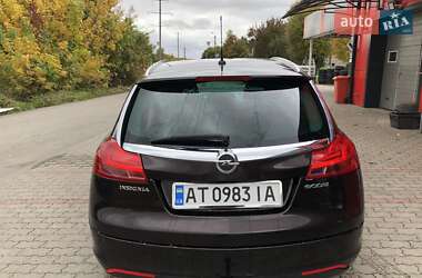 Универсал Opel Insignia 2011 в 