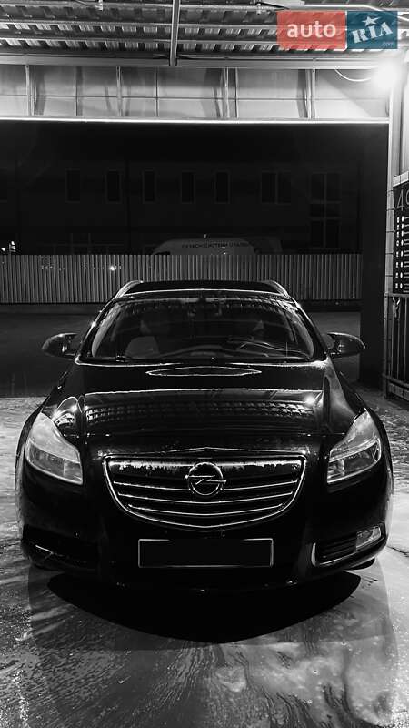 Универсал Opel Insignia 2012 в Львове фото Универсал Opel Insignia 2012 в Львове