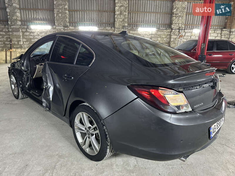 Лифтбек Opel Insignia 2010 в Тульчине