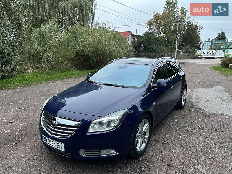 Універсал Opel Insignia 2011 в Львові