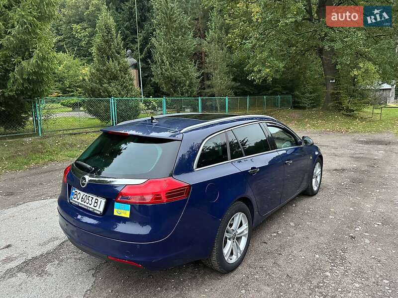 Універсал Opel Insignia 2011 в Львові