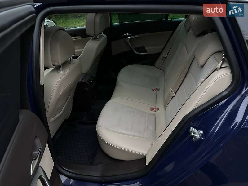 Універсал Opel Insignia 2011 в Львові