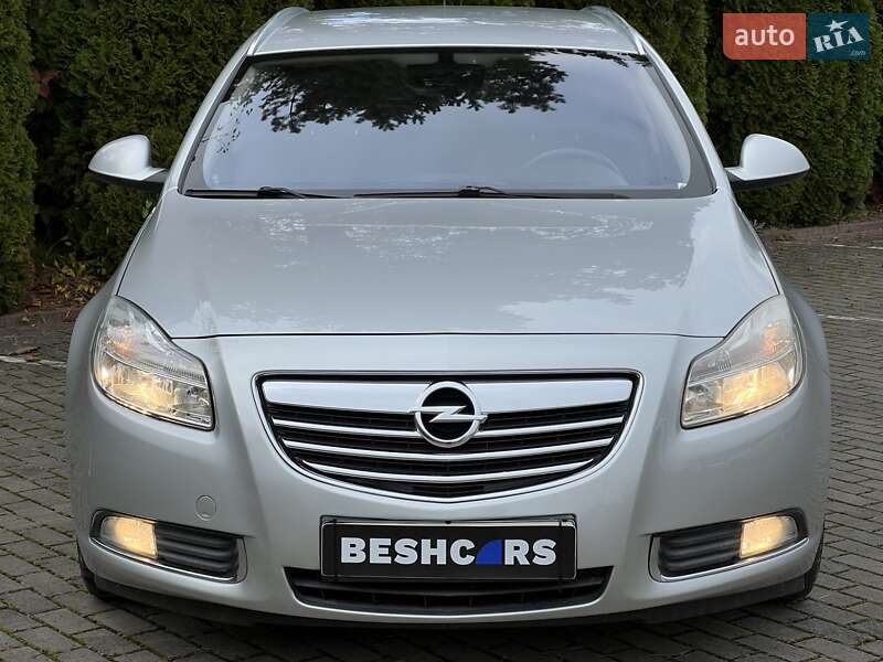 Универсал Opel Insignia 2011 в Львове