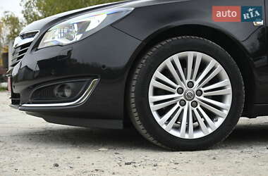 Универсал Opel Insignia 2016 в 