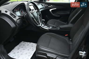 Универсал Opel Insignia 2016 в 