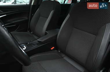 Универсал Opel Insignia 2016 в 