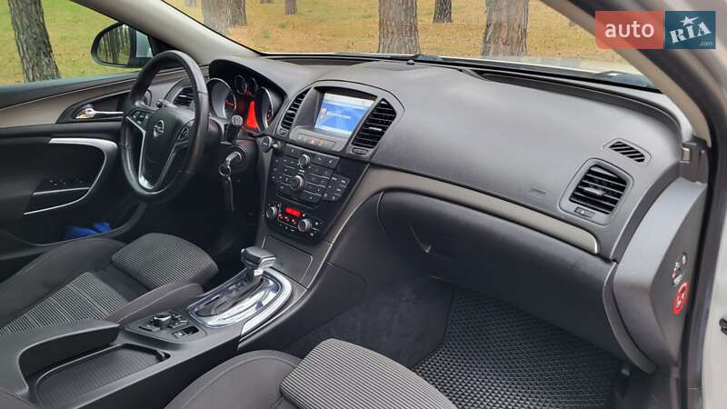 Универсал Opel Insignia 2012 в Сумах