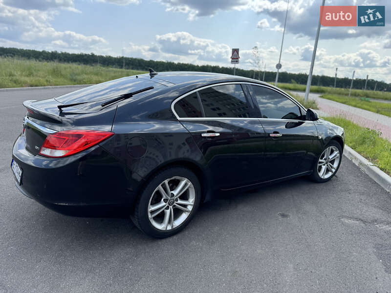 Седан Opel Insignia 2012 в Виннице