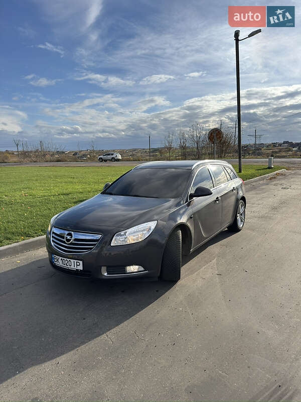 Универсал Opel Insignia 2012 в Ровно фото 3 Универсал Opel Insignia 2012 в Ровно