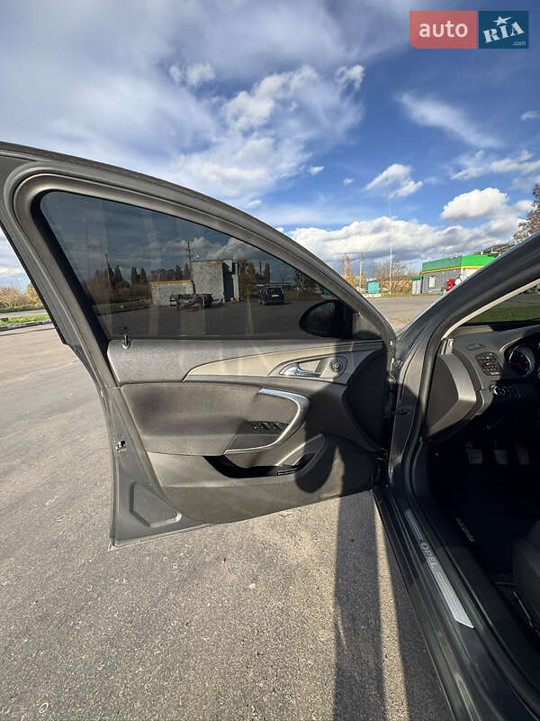 Универсал Opel Insignia 2012 в Ровно фото 17 Универсал Opel Insignia 2012 в Ровно