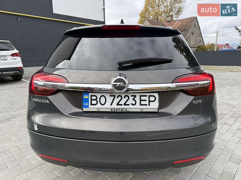 Універсал Opel Insignia 2015 в Кременці