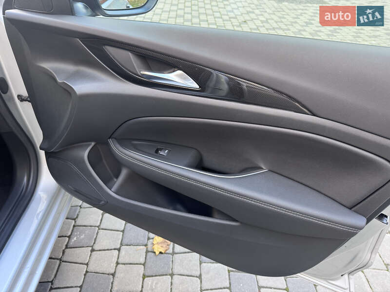 Универсал Opel Insignia 2022 в Черновцах