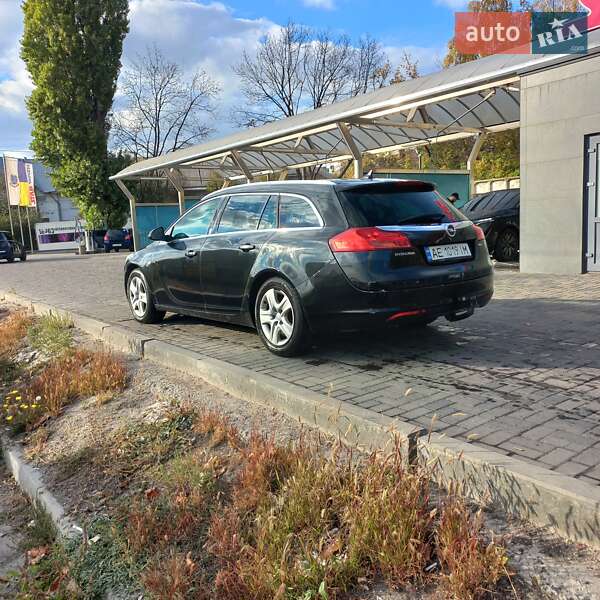 Универсал Opel Insignia 2010 в Днепре