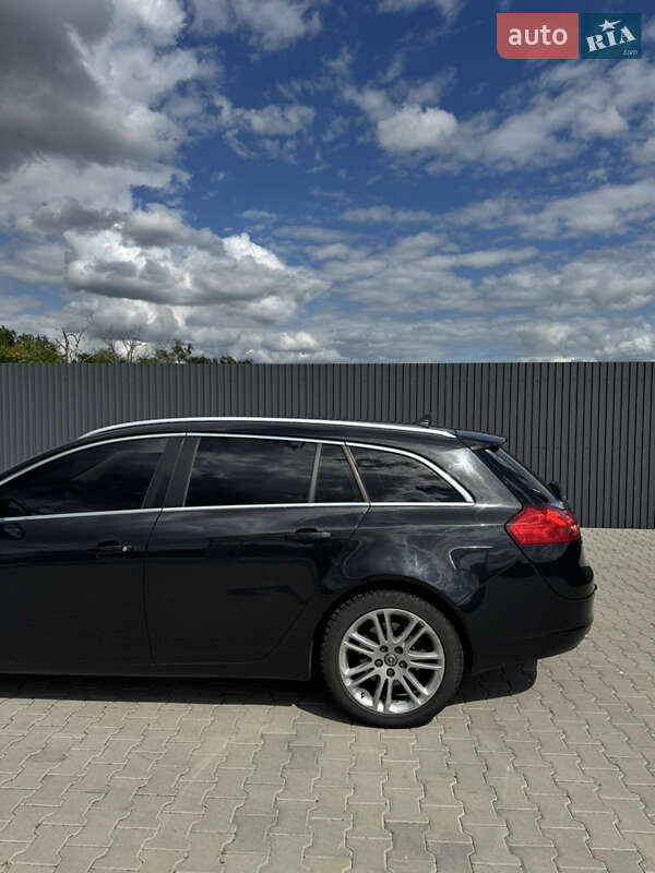 Універсал Opel Insignia 2010 в Хмельницькому