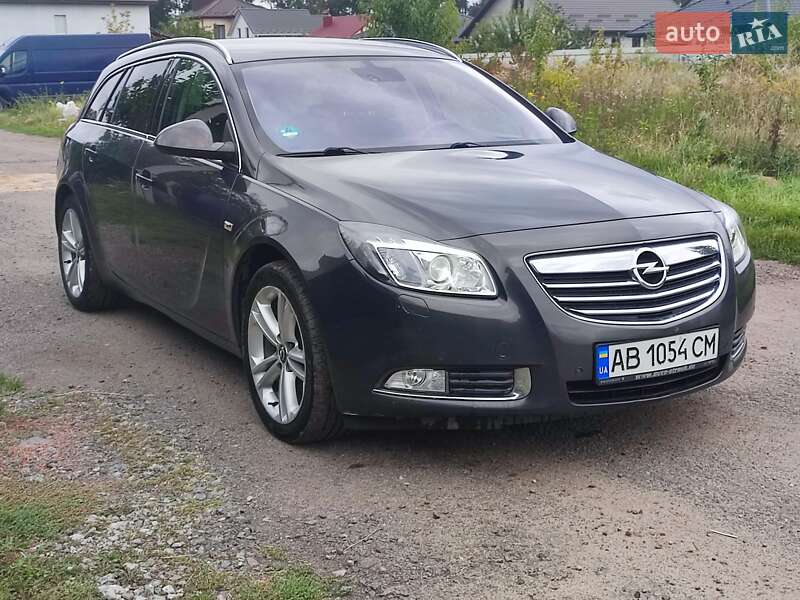Универсал Opel Insignia 2013 в Виннице