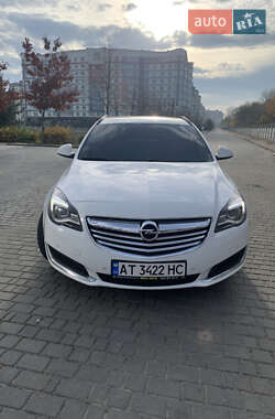 Універсал Opel Insignia 2015 в Івано-Франківську
