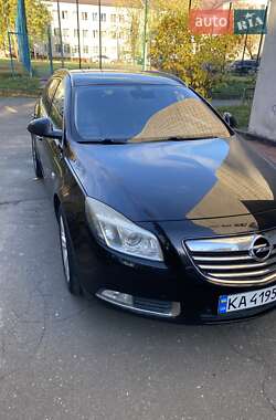 Универсал Opel Insignia 2009 в Киеве