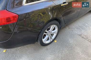 Універсал Opel Insignia 2009 в Києві