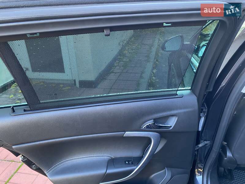 Универсал Opel Insignia 2009 в Киеве