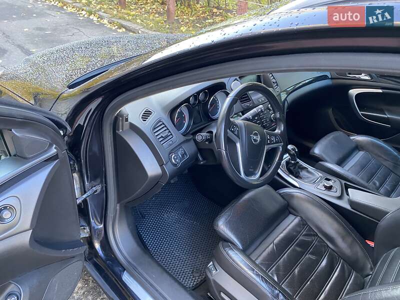 Универсал Opel Insignia 2009 в Киеве