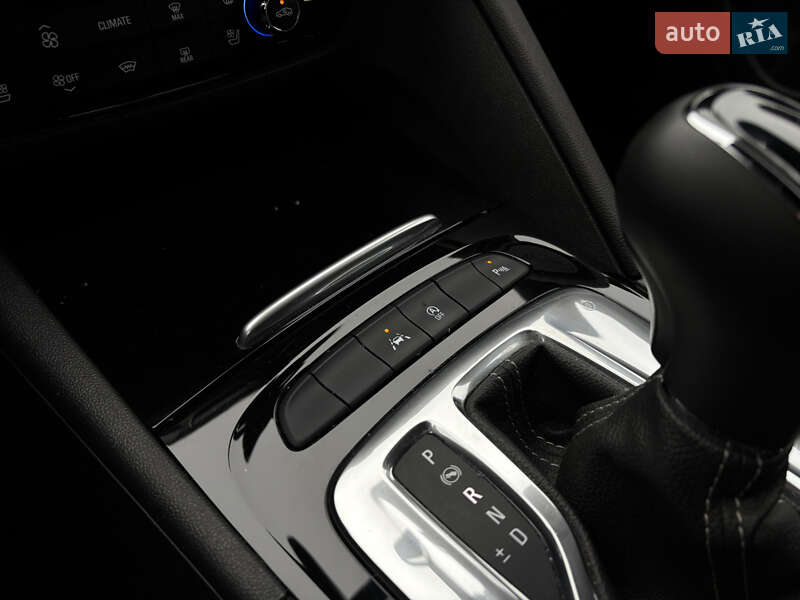 Универсал Opel Insignia 2021 в Киеве фото 37 Универсал Opel Insignia 2021 в Киеве
