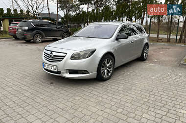 Универсал Opel Insignia 2009 в Новояворовске