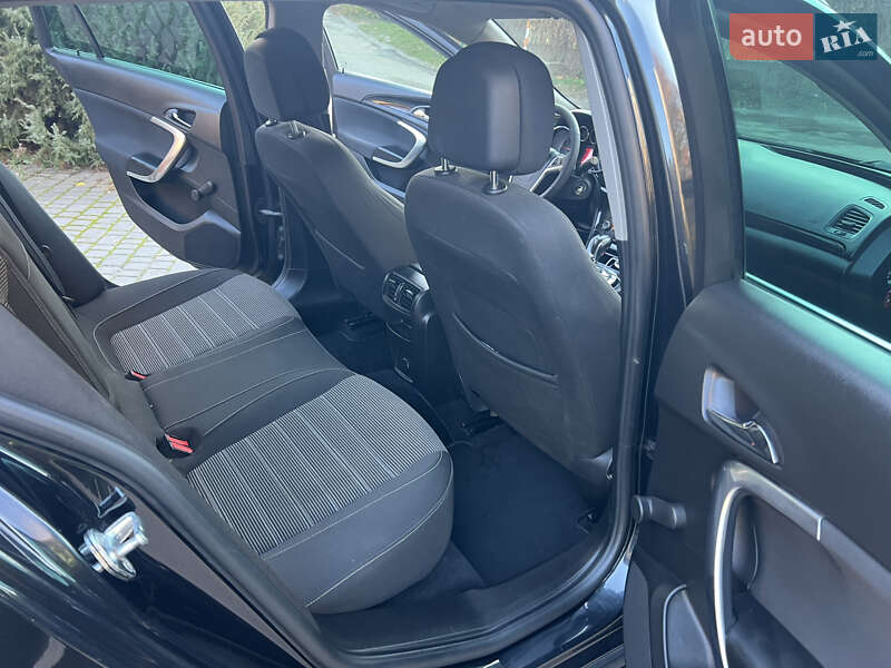 Универсал Opel Insignia 2012 в Львове