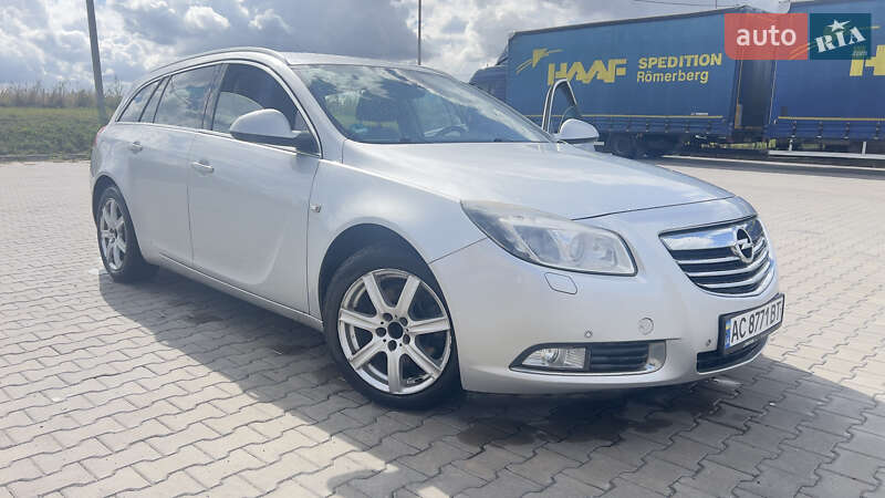 Универсал Opel Insignia 2011 в Луцке