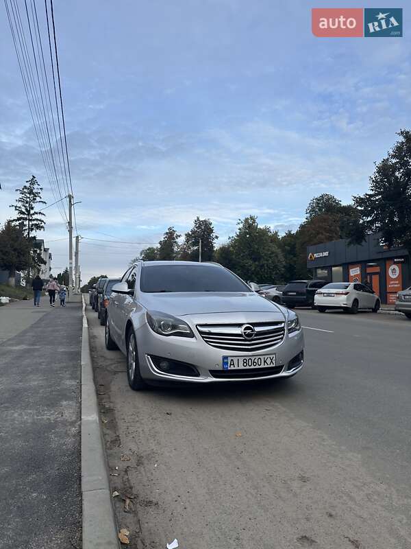 Универсал Opel Insignia 2014 в Киеве