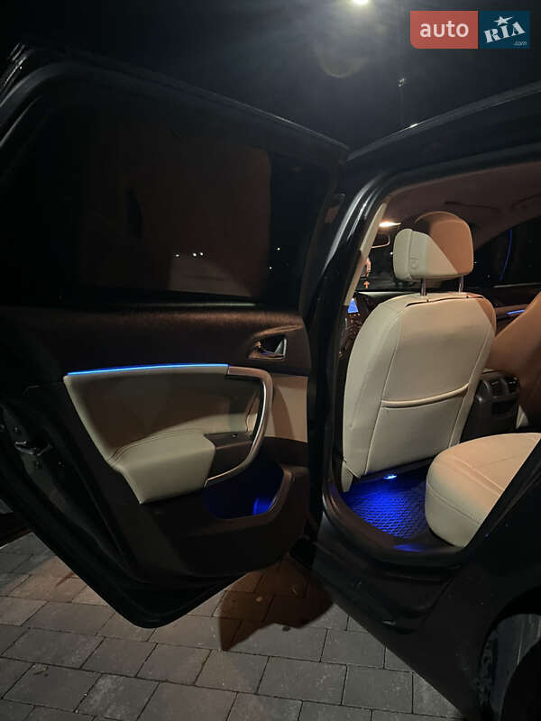 Универсал Opel Insignia 2011 в Ужгороде