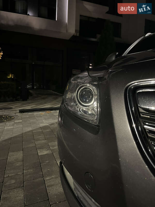 Универсал Opel Insignia 2011 в Ужгороде