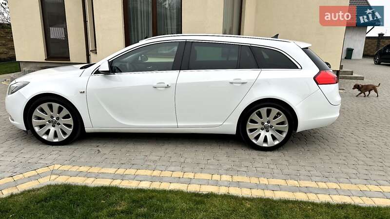Универсал Opel Insignia 2010 в Луцке