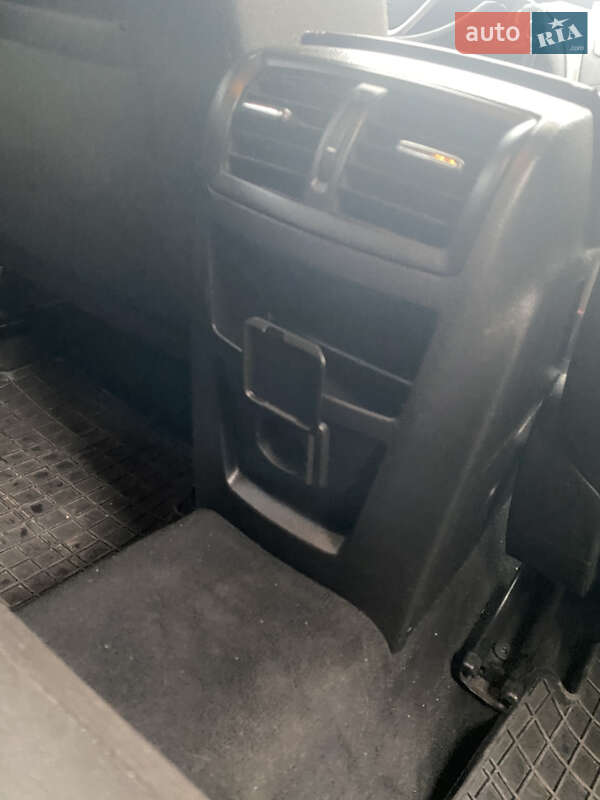 Седан Opel Insignia 2010 в Херсоне