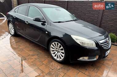 Седан Opel Insignia 2009 в Ровно